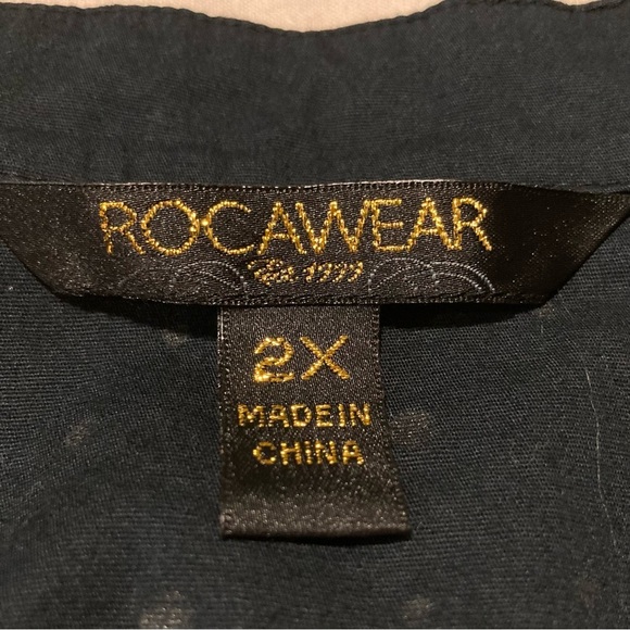 Vintage Rocawear Black‎ Women’s Shirt with Side Ruching and Bedazzled Back - Picture 7 of 14